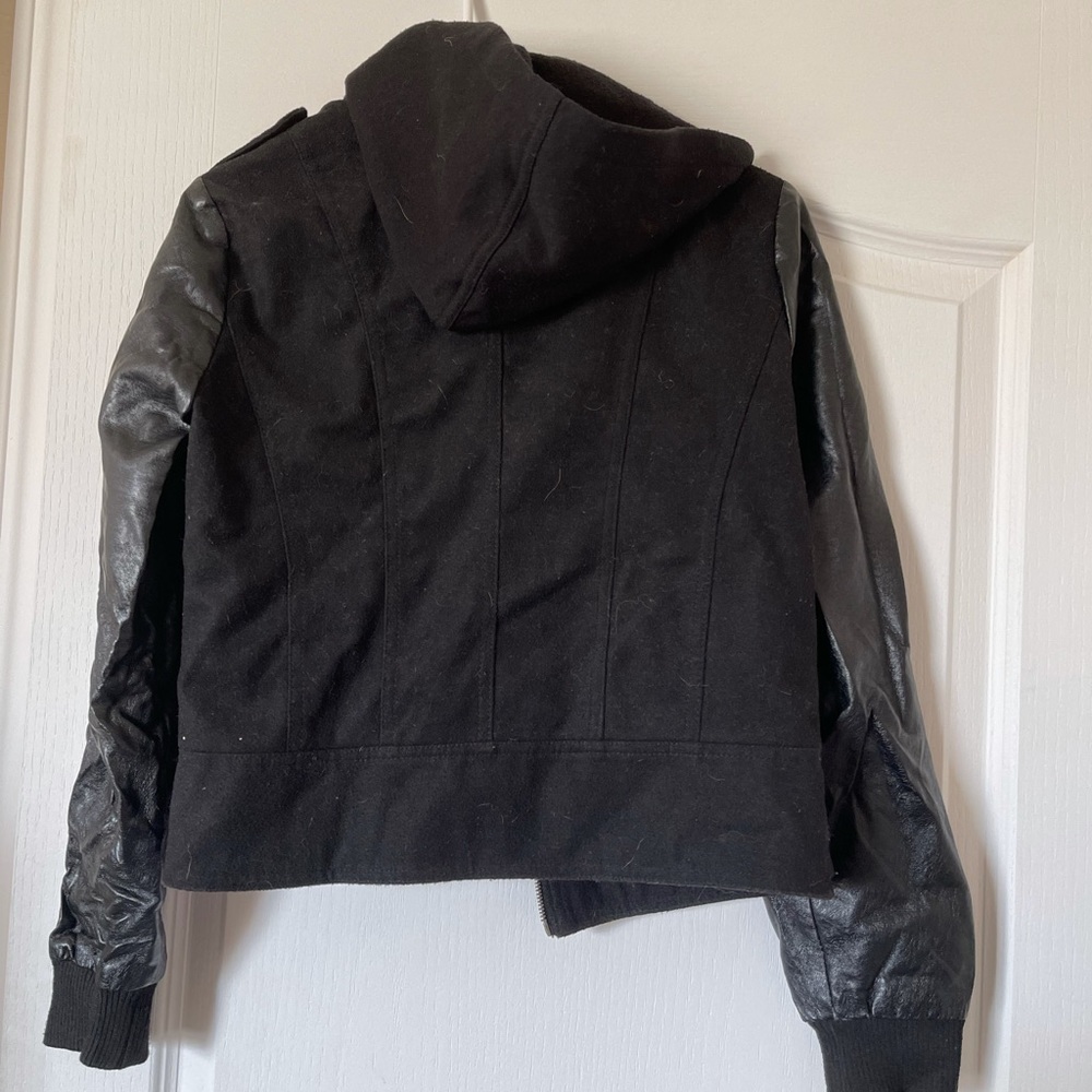 Jacket - Picture 2 of 4